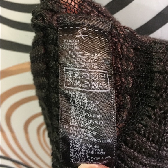 🔥5/$25- Forever 21 crop top Sz 1X - Picture 9 of 9